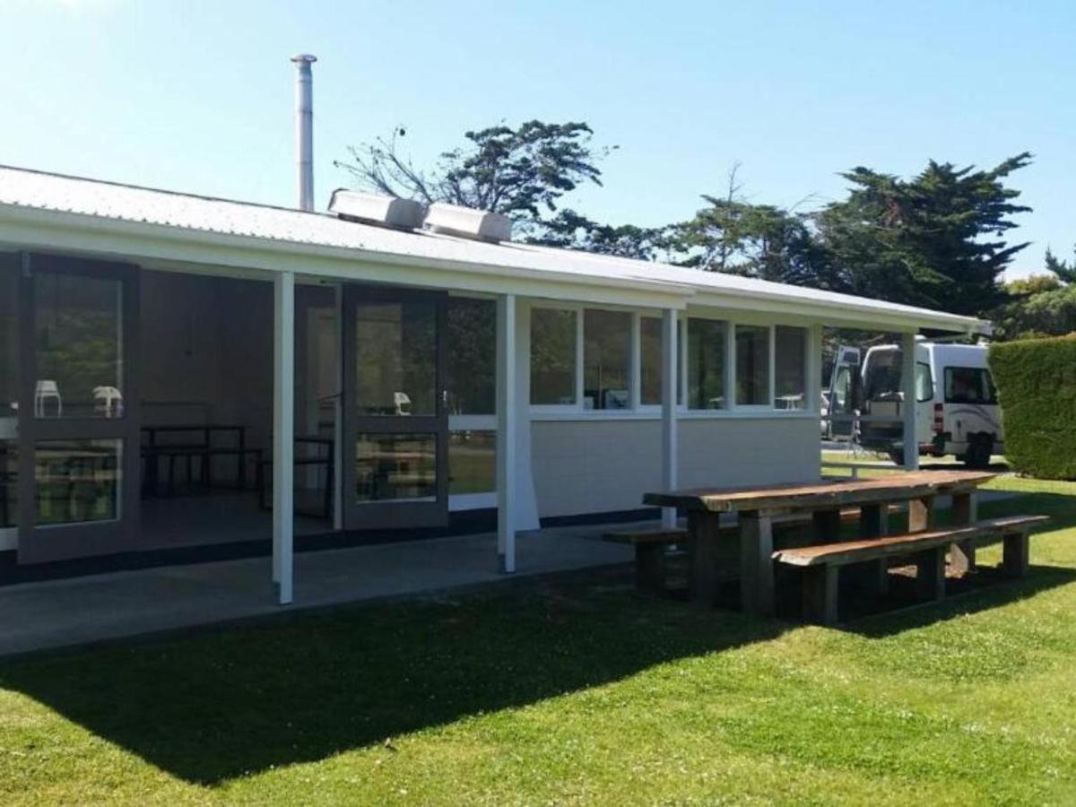 South Brighton Holiday Park Christchurch Bagian luar foto