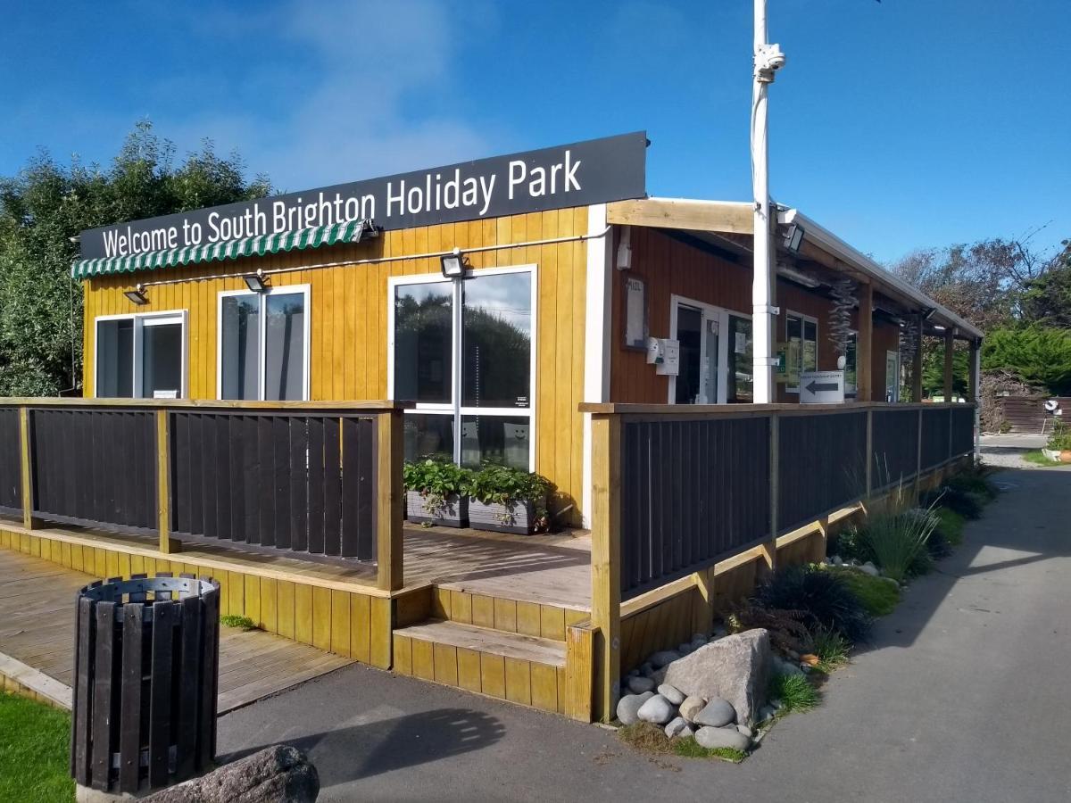 South Brighton Holiday Park Christchurch Bagian luar foto